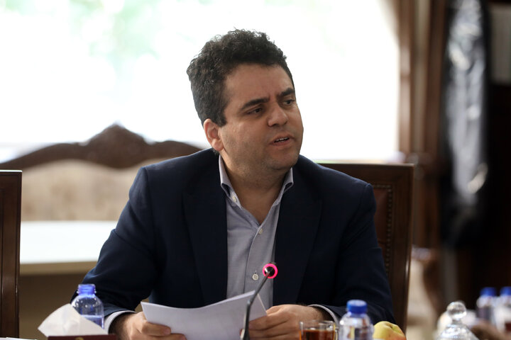 نشست کمیسیون اصل نود در خصوص عدم اجرای قوانین مرتبط با حقوق نخبگان علمی کشور