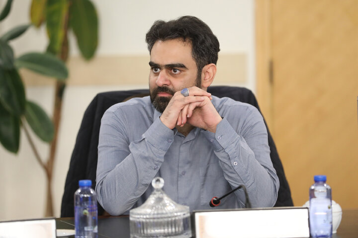 نشست کمیسیون اصل نود در خصوص عدم اجرای قوانین مرتبط با حقوق نخبگان علمی کشور