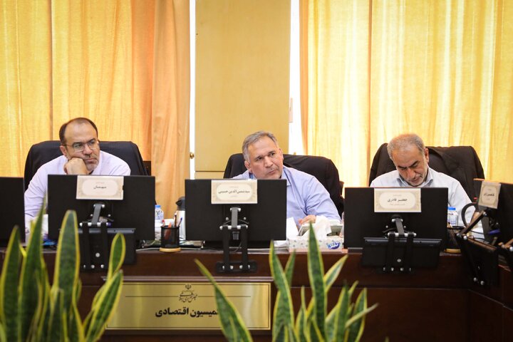 نشست 9 آذر کمیسیون اقتصادی