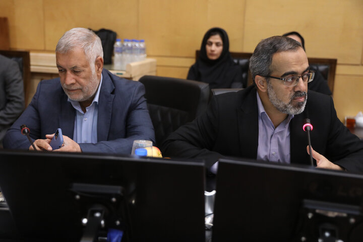 نشست 9 آذر کمیسیون صنایع و معادن