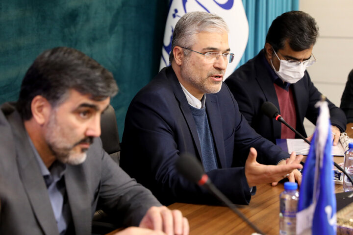 نشست پیمان فلسفی  با مدیران  شهرستان شمیرانان