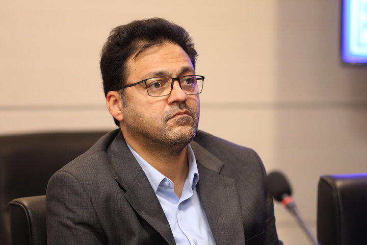 نشست پیمان فلسفی  با مدیران  شهرستان شمیرانان