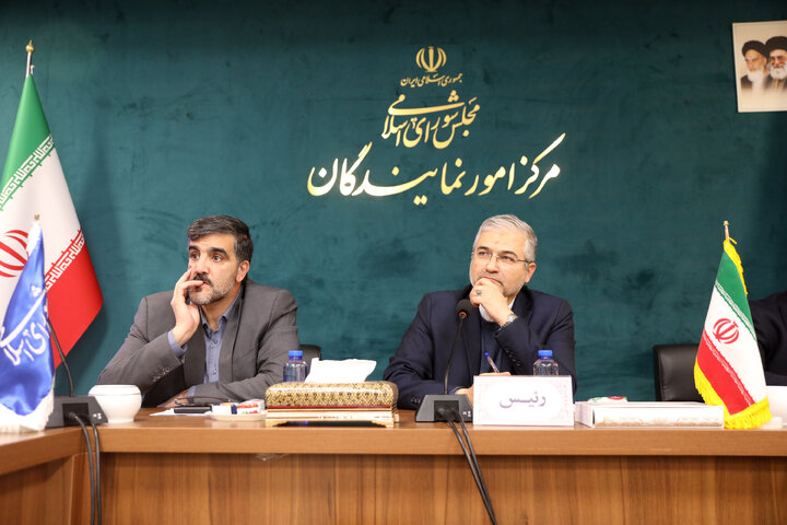 نشست پیمان فلسفی  با مدیران  شهرستان شمیرانان