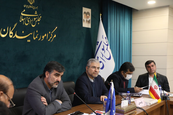 نشست پیمان فلسفی  با مدیران  شهرستان شمیرانان