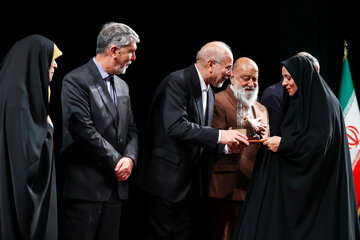 دومین اجلاسیه بین‌المللی خانواده، آینده و پیوندهای پایدار با حضور دکتر قالیباف