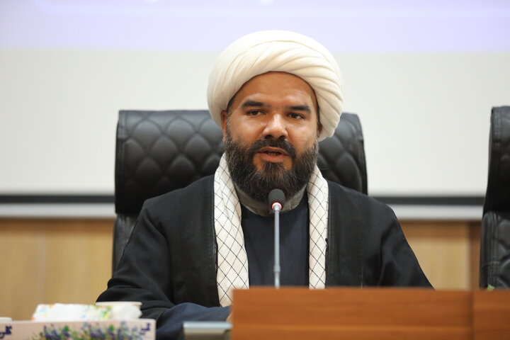 نشست هم اندیشی فعالان اقتصادی شهرستانهای کاشمر و خلیل آباد با نیکزاد نایب رئیس مجلس