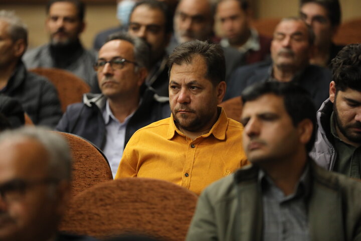 نشست هم اندیشی فعالان اقتصادی شهرستانهای کاشمر و خلیل آباد با نیکزاد نایب رئیس مجلس