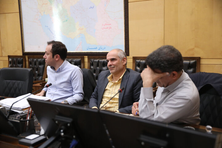 نشست 10آدز کمیسیون صنایع و معادن مجلس