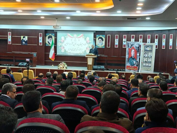 دادستان باید شجاع، دقیق و مطالبه گر حقوق مردم باشد