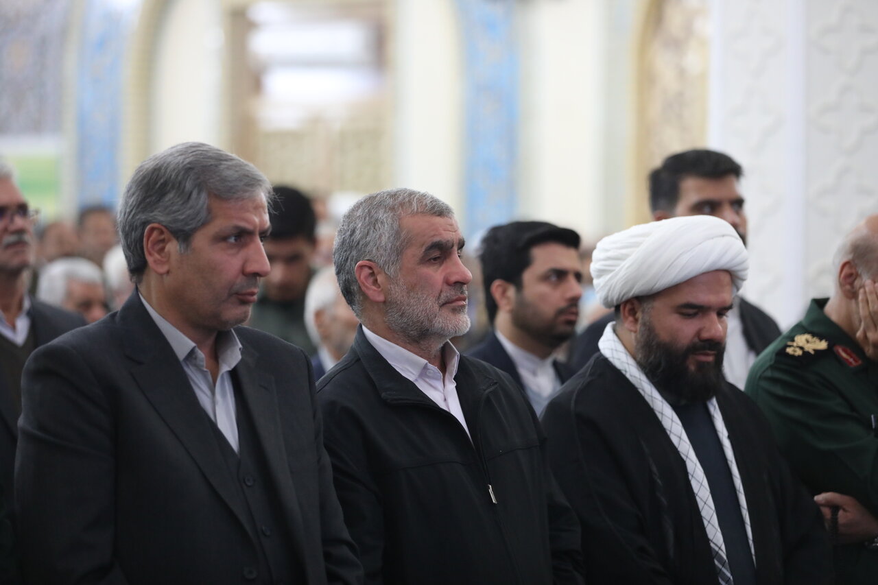 مدرس هرگز از موضع دفاع از قانون و مردم عقبنشینی نکرد