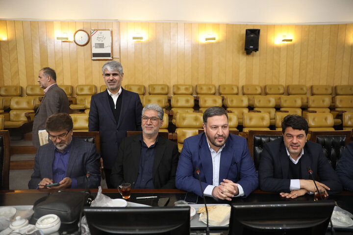 نشست هم اندیشی سیاستهای ابلاغی مقام معظم رهبری در حوزه ورزش و جوانان با حضور وزیر ورزش