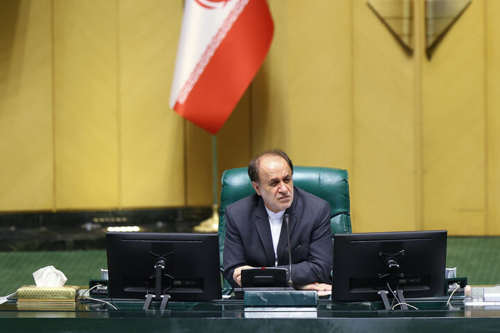 نشست علنی سه شنبه 11 آذرماه مجلس شورای اسلامی