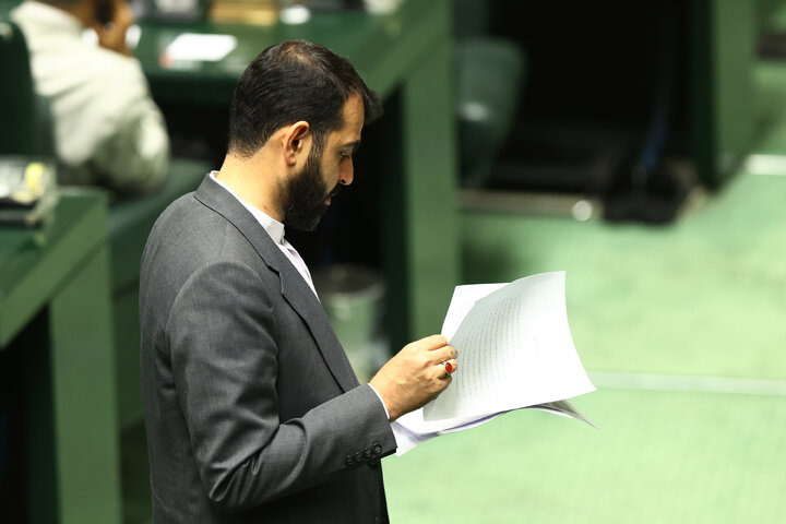 نشست علنی سه شنبه 11 آذرماه مجلس شورای اسلامی