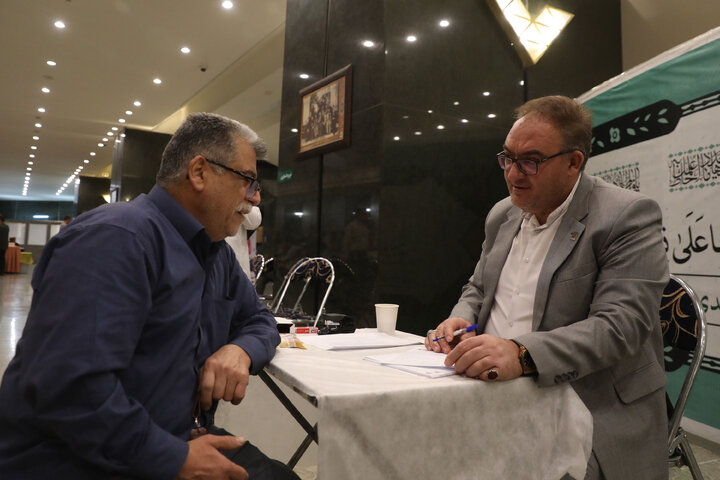 اهدای خون کارمندان و نمایندگان مجلس به مناسبت روز مجلس