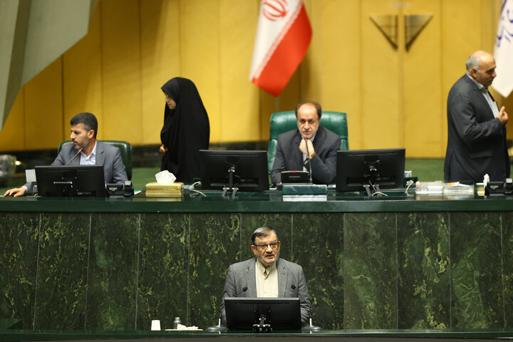 ناطقان میان دستور 11 آذرماه نشست علنی مجلس