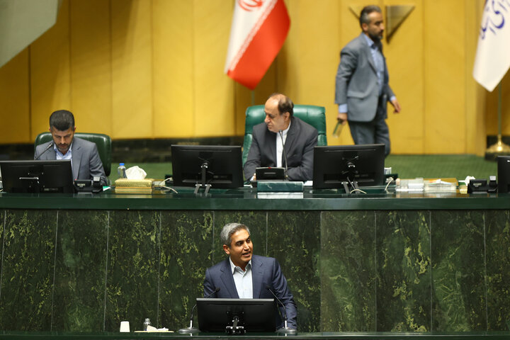 ناطقان میان دستور 11 آذرماه نشست علنی مجلس