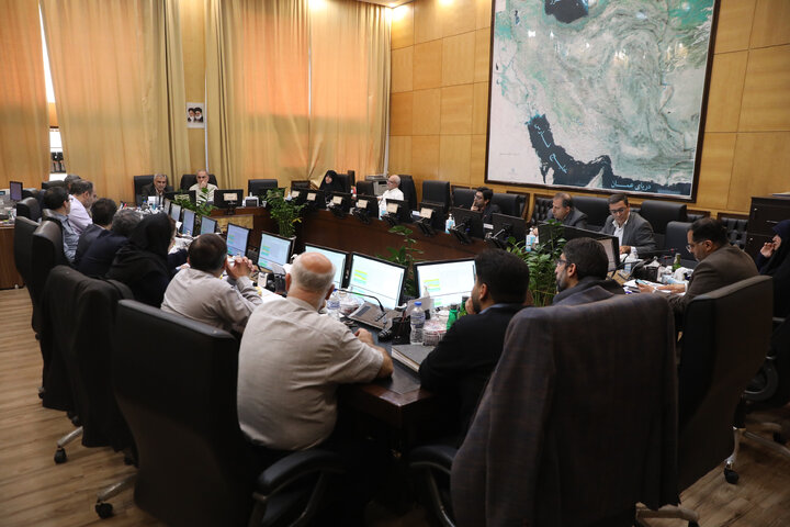 نشست کمیسیون ویژه حمایت از تولید و نظارت بر اجرای سیاست های کلی اصل ۴۴ قانون اساسی مجلس