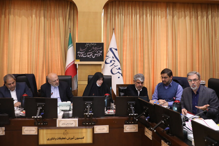 نشست 11 آذر کمیسیون آموزش مجلس