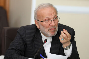 سازمان خصوصی سازی کارنامه خود را در رابطه با واگذاری ها منتشر کند