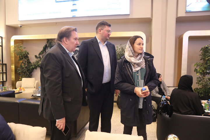 ورود هیأت‌های پارلمانی روسیه، عربستان سعودی، امارات متحده عربی، لبنان، بحرین، پاکستان و کامبوج به مشهد