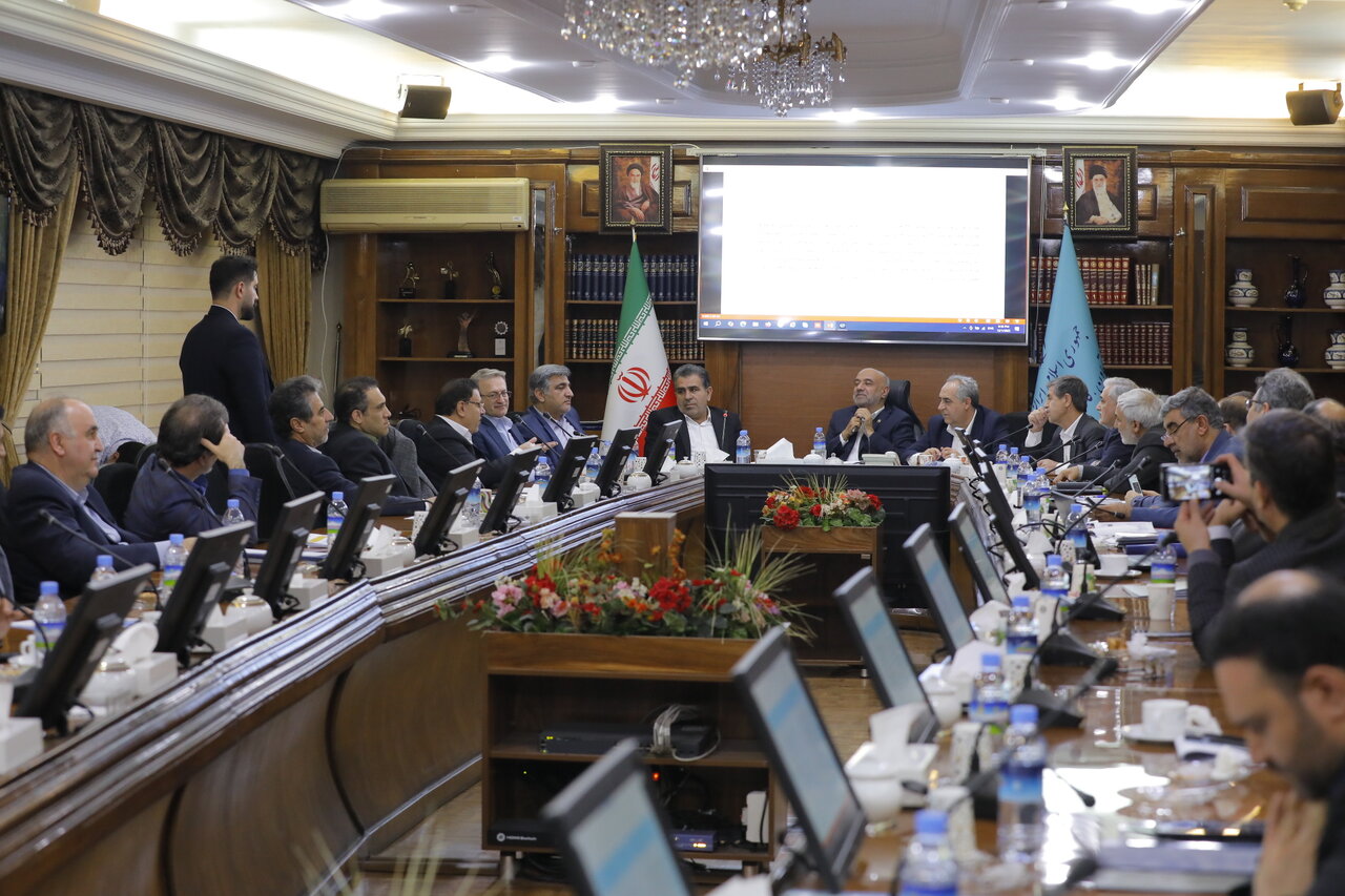 بررسی مصوبات سفر استانی کمیسیون اجتماعی به آذربایجان شرقی