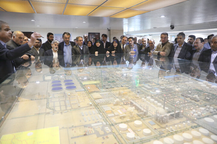 بازدید میدانی و نشست با مدیران پتروشیمی بندر امام