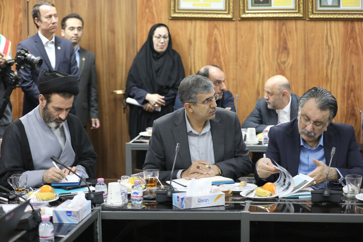 بازدید میدانی و نشست با مدیران پتروشیمی بندر امام