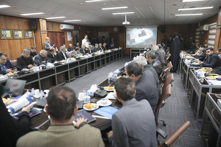 بازدید میدانی و نشست با مدیران پتروشیمی بندر امام