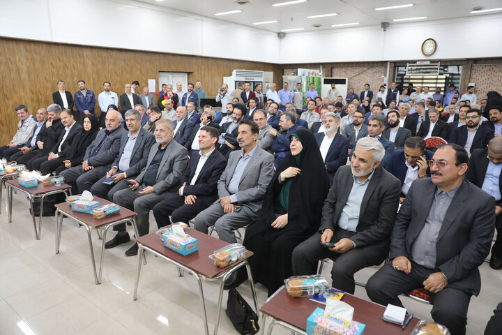 بازدید اعضای فراکسیون نظارت بر صنعت نفت از شرکت پژوهش و فناوری ماهشهر و حضور در نشست این شرکت