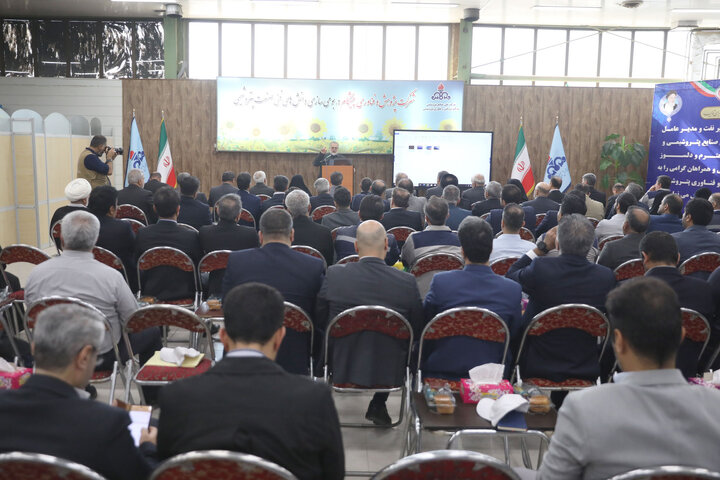 بازدید اعضای فراکسیون نظارت بر صنعت نفت از شرکت پژوهش و فناوری ماهشهر و حضور در نشست این شرکت