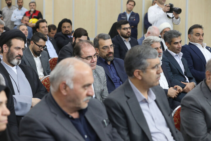 بازدید اعضای فراکسیون نظارت بر صنعت نفت از شرکت پژوهش و فناوری ماهشهر و حضور در نشست این شرکت