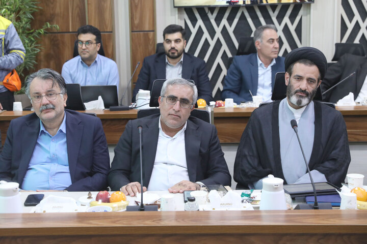 نشست اعضای فراکسیون نظارت بر صنعت نفت با مدیران مجتمع پتروشیمی اروند