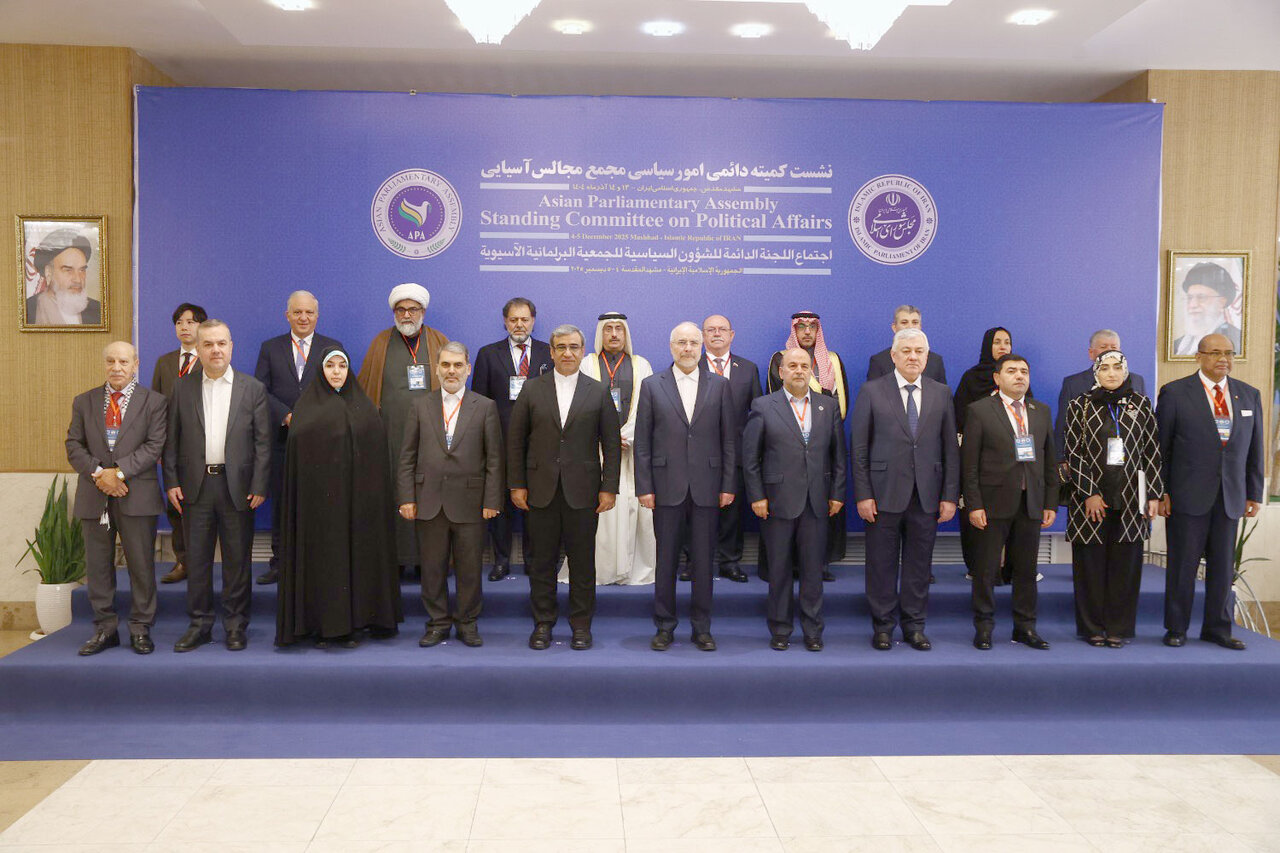نشست کمیته سیاسی APA با حضور رئیس مجلس آغاز شد