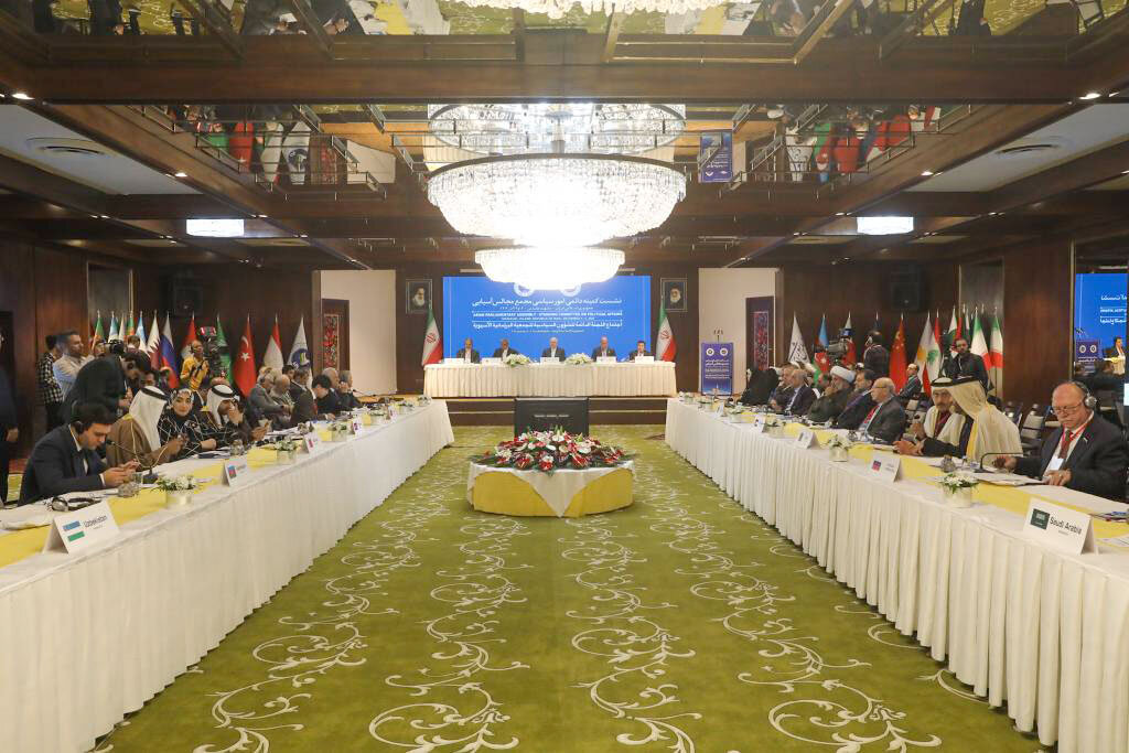 نشست کمیته سیاسی APA با حضور رئیس مجلس آغاز شد