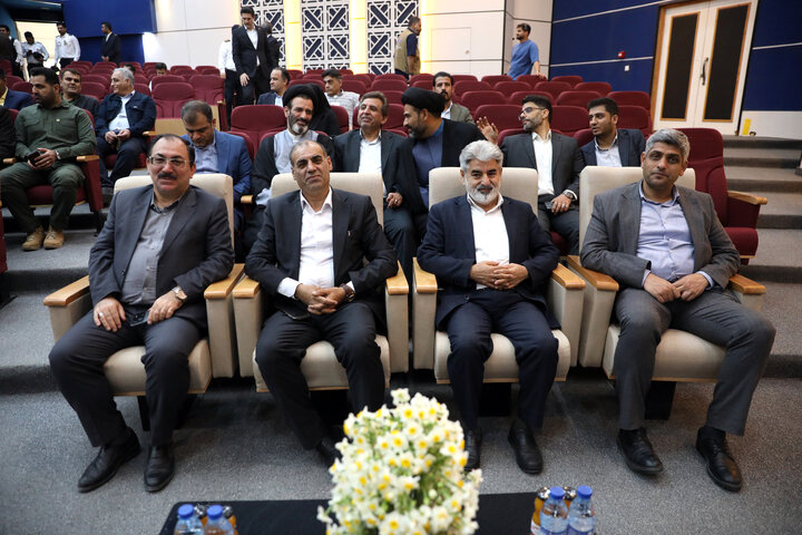 نشست اعضای فراکسیون نظارت بر صنعت نفت، گاز و پتروشیمی مجلس با مدیران شرکت پالایش بیدبلند خلیج‌فارس