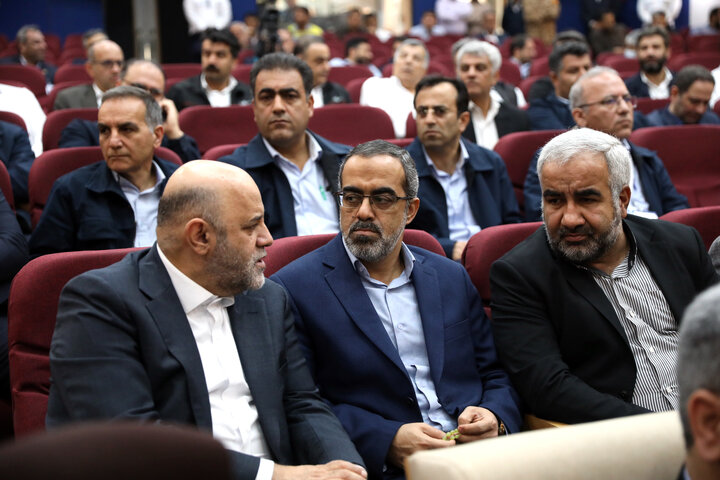 نشست اعضای فراکسیون نظارت بر صنعت نفت، گاز و پتروشیمی مجلس با مدیران شرکت پالایش بیدبلند خلیج‌فارس