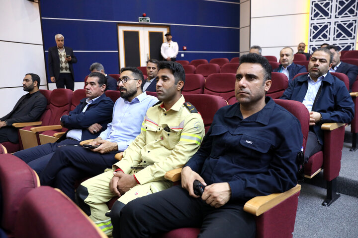 نشست اعضای فراکسیون نظارت بر صنعت نفت، گاز و پتروشیمی مجلس با مدیران شرکت پالایش بیدبلند خلیج‌فارس