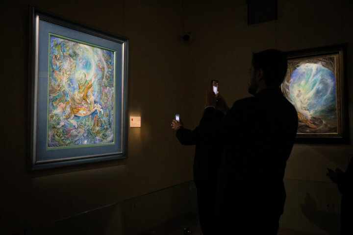 بازدید مهمانان خارجی اجلاس APA از موزه آستان قدس و صحن‌های حرم رضوی