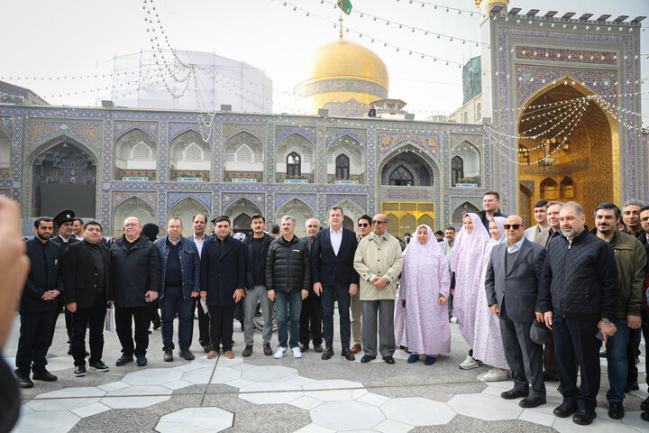 بازدید مهمانان خارجی اجلاس APA از موزه آستان قدس و صحن‌های حرم رضوی