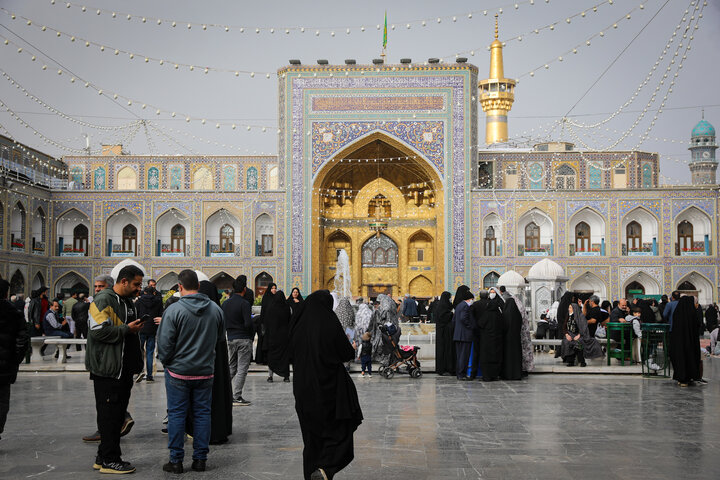 بازدید مهمانان خارجی اجلاس APA از موزه آستان قدس و صحن‌های حرم رضوی