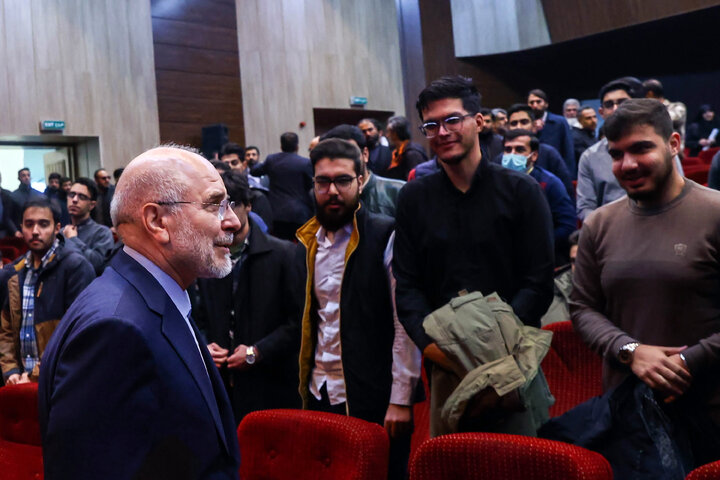 مراسم بزرگداشت روز دانشجو در دانشگاه فردوسی مشهد با حضور دکتر قالیباف