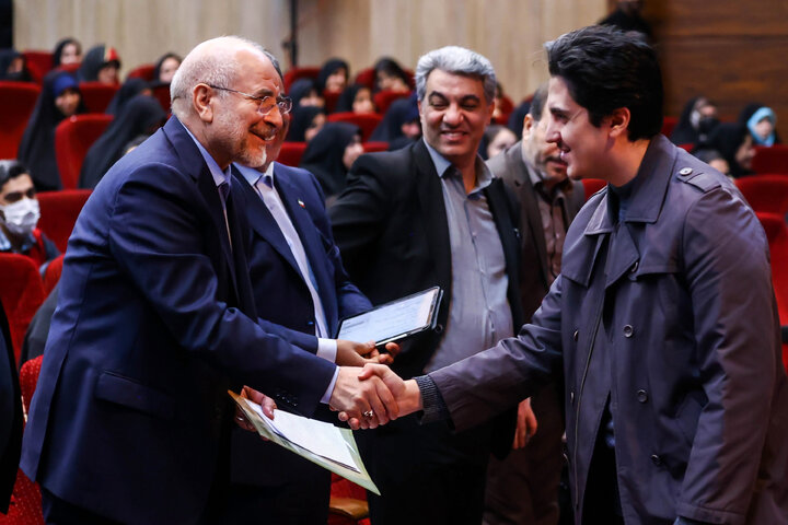 مراسم بزرگداشت روز دانشجو در دانشگاه فردوسی مشهد با حضور دکتر قالیباف