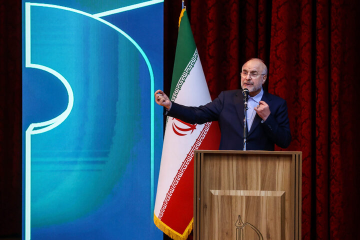 مراسم بزرگداشت روز دانشجو در دانشگاه فردوسی مشهد با حضور دکتر قالیباف