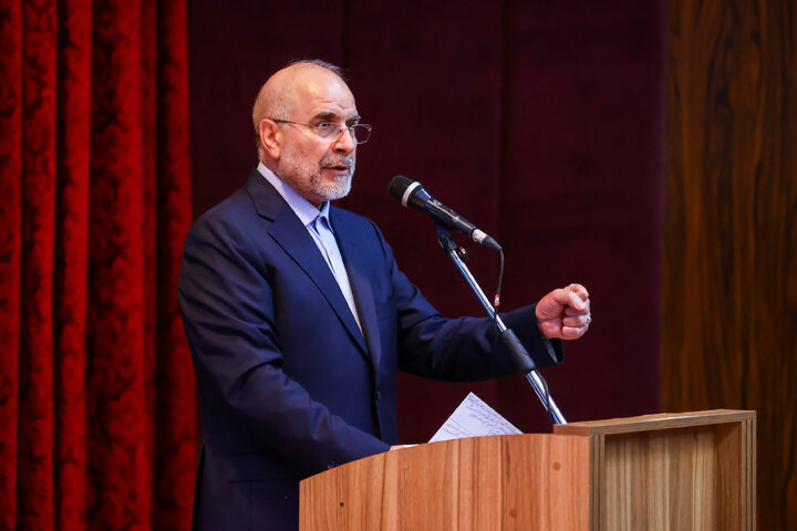 مراسم بزرگداشت روز دانشجو در دانشگاه فردوسی مشهد با حضور دکتر قالیباف