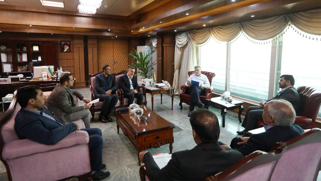 پیگیری ارتقاء وضعیت درمان و تقویت زیرساختهای حوزه سلامت