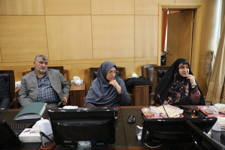 نشست کمیسیون کشاورزی، آب، منابع طبیعی و محیط زیست مجلس با حضور رئیس سازمان حفاظت محیط‌زیست