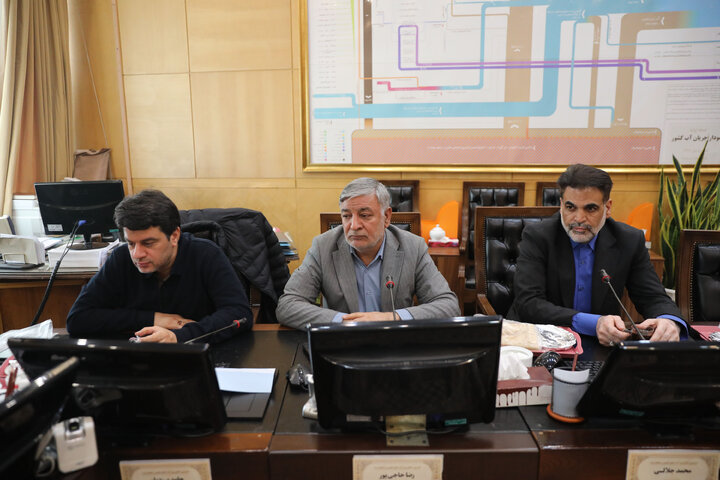نشست کمیسیون کشاورزی، آب، منابع طبیعی و محیط زیست مجلس با حضور رئیس سازمان حفاظت محیط‌زیست