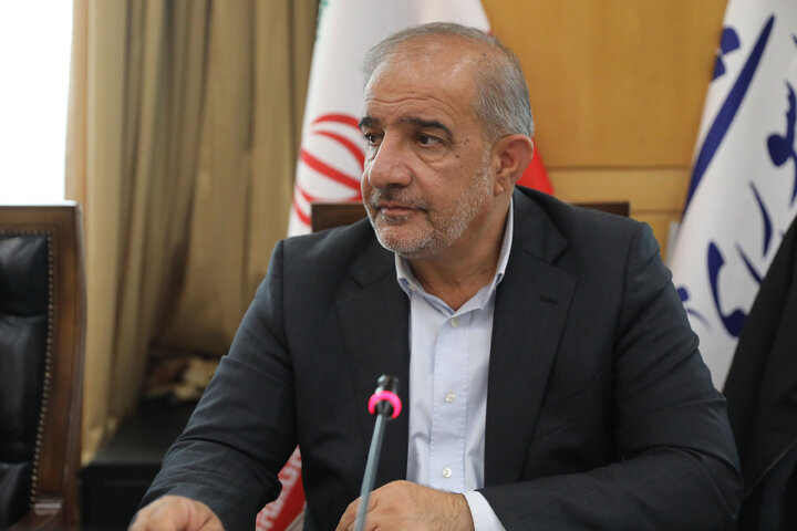 نشست کمیسیون کشاورزی، آب، منابع طبیعی و محیط زیست مجلس با حضور رئیس سازمان حفاظت محیط‌زیست