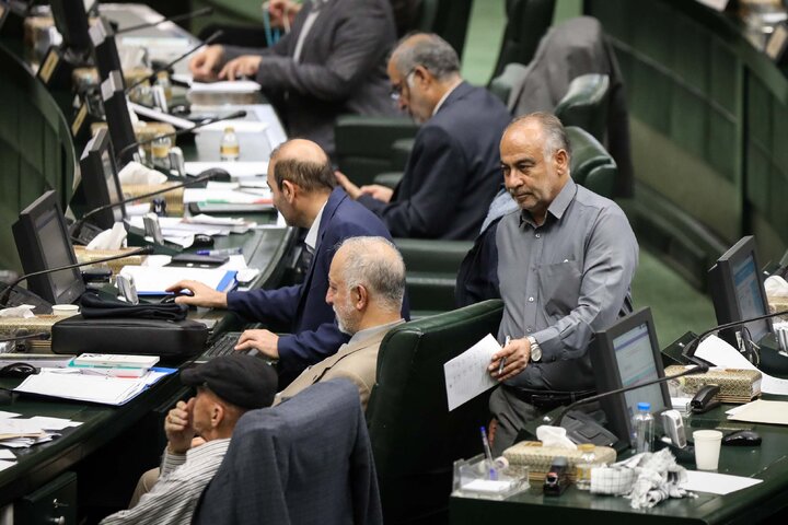 نوبت دوم نشست علنی یکشنبه ۱۶ آذرماه مجلس شورای اسلامی