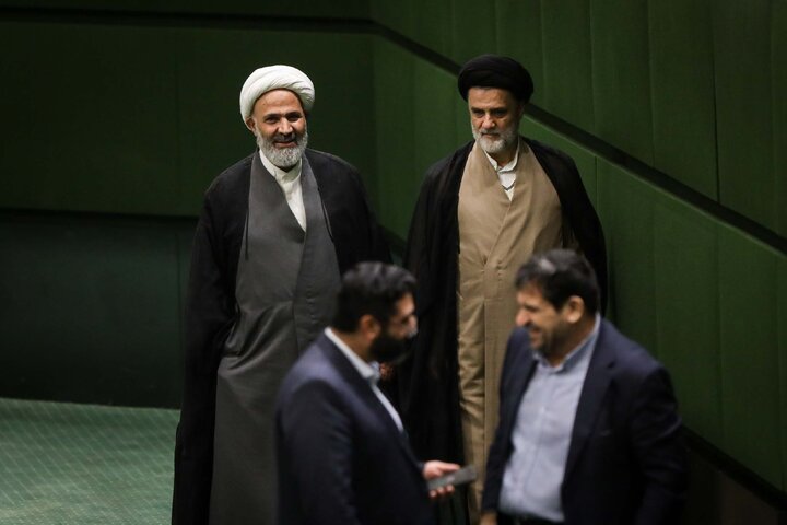 نوبت دوم نشست علنی یکشنبه ۱۶ آذرماه مجلس شورای اسلامی